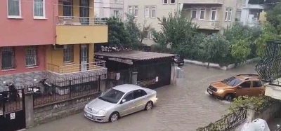 Fethiye&rsquo;de sağanak yağış hayatı olumsuz etkiledi