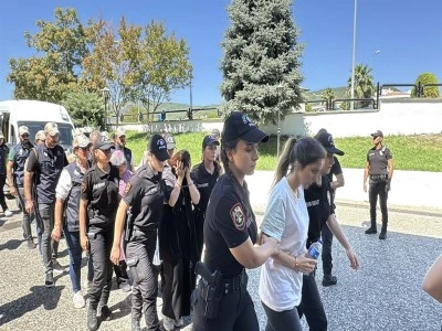 FET&Ouml;'c&uuml; Burkay Karatepe ile bağlantılı 10 ş&uuml;pheli adliyede
