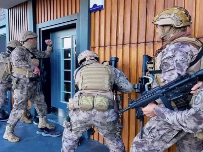 FET&Ouml;'c&uuml;lere bir darbe daha: 15 g&ouml;zaltı! 