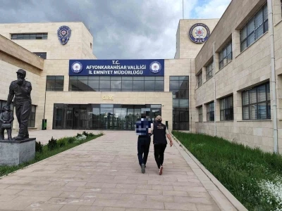 FET&Ouml; ile iltisaklı olduğu belirlenen Almanya uyruklu şahıs g&ouml;zaltına alındı
