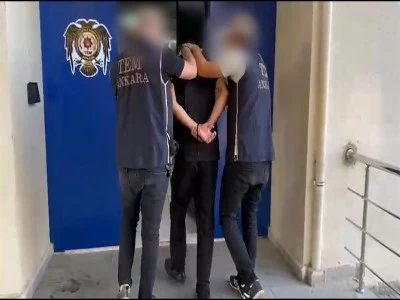 FET&Ouml;'n&uuml;n mahrem izdiva&ccedil; yapılanmasına operasyon: 60 g&ouml;zaltı