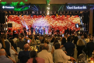 Fibabank  m&uuml;şterilerini konserde buluşturdu