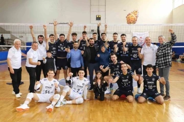 Filenin efeleri rakibini boş g&ouml;nderdi
