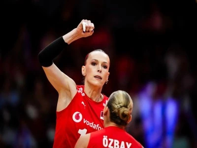 Filenin Sultanları &Ccedil;eyrek Finalde: Sıra ABD'de 