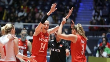 Filenin Sultanları, olimpiyat elemelerindeki beşinci ma&ccedil;ında da kaybetmedi