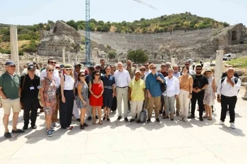 Filiz Başkan ve Yorgo Papandreou&rsquo;dan dostluk mesajları
