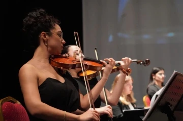 Film M&uuml;zikleri Konseri b&uuml;y&uuml;k bir beğeniyle izlendi
