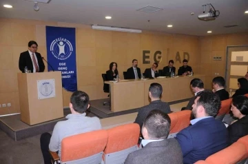 Finans sekt&ouml;r&uuml;n&uuml; d&ouml;n&uuml;şt&uuml;ren &ouml;deme trendleri masaya yatırıldı
