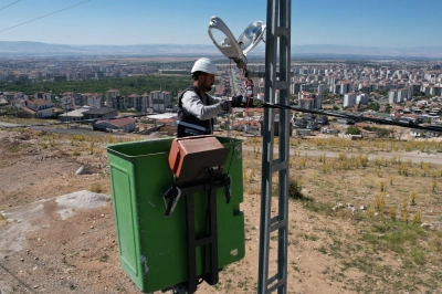 Fırat EDAŞ&rsquo;tan Şebeke Altyapısına 1,3 Milyar TL&rsquo;lik Bakım Programı