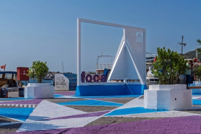 Fo&ccedil;a&rsquo;ya Kamusal Dokunuş