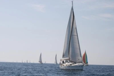 Fo&ccedil;a, yelken şenliğine hazırlanıyor