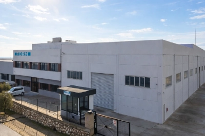 Form End&uuml;stri Tesisleri Yeni Fabrikasıyla  End&uuml;striyel &Ccedil;atı Sistemlerinde Kapasitesini Artırıyor