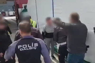 Fransa&rsquo;ya Ka&ccedil;maya &Ccedil;alışan 3 Ş&uuml;pheli Tırda Yakalandı
