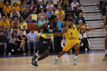 Frutti Extra Bursaspor, EuroCup&rsquo;a veda etti
