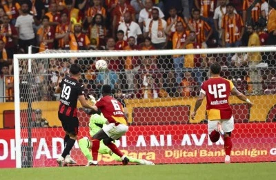 Trendyol S&uuml;per Lig: Galatasaray: 2 - &Ccedil;orum FK: 2 
