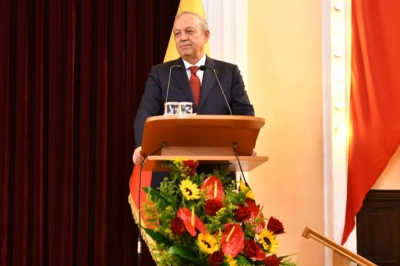 Galatasaray Eğitim Vakfı'nda İnan Kıra&ccedil; G&ouml;revini Muharrem Yılmaz'a Devretti