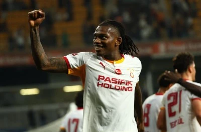 Galatasaray kadrosunu 5 futbolcuyla g&uuml;&ccedil;lendirdi