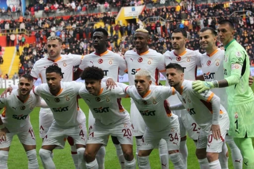 Galatasaray puan farkını 8&rsquo;e &ccedil;ıkardı

