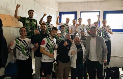 Galibiyet serisini s&uuml;rd&uuml;ren Denizlispor Cavidil g&ouml;z&uuml;n&uuml; lidere kestirdi
