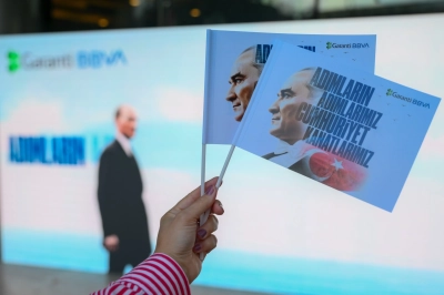 Garanti BBVA, Cumhuriyet&rsquo;i &ldquo;Adımların Adımlarımız, Cumhuriyet Kanatlarımız&rdquo; Diyerek Kutluyor