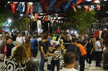 GastroAntep K&uuml;lt&uuml;r Yolu Festivali&rsquo;nde ziyaret&ccedil;i yoğunluğu yaşanıyor
