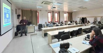 GA&Uuml;N&rsquo;de &ouml;ğretmenlere girişimcilik ve steam eğitimi verildi
