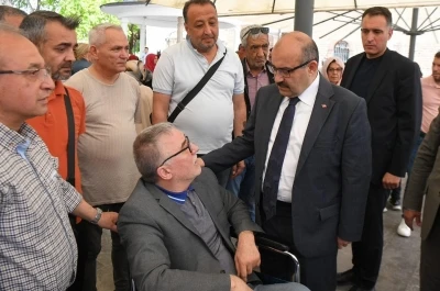 Gazeteci Ramazan Karaca&rsquo;nın annesi toprağa verildi
