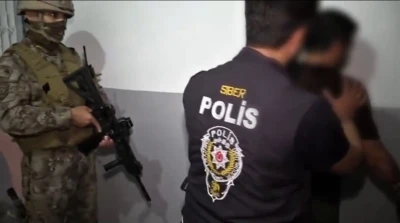 Gaziantep merkezli 45 ilde yasa dışı bahis operasyonu: 190 g&ouml;zaltı