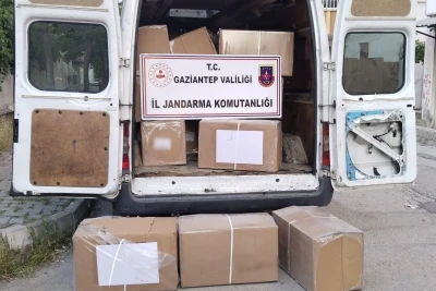 Gaziantep&rsquo;te 2 milyon TL değerinde sahte ayakkabı ve kıyafet ele ge&ccedil;irildi
