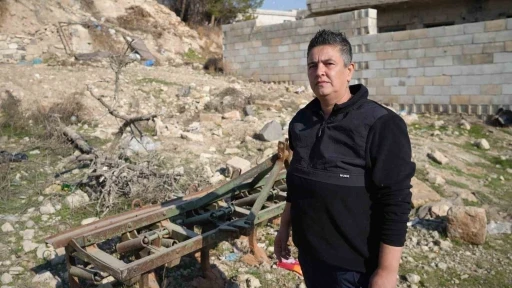 Gaziantep&rsquo;te 3 yavru k&ouml;pek &ouml;ld&uuml;r&uuml;lm&uuml;ş olarak bulundu
