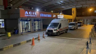 Gaziantep&rsquo;te 8 kilogram altın gasp eden şahıslar polise ateşle karşılık verdi: 4 polis yaralandı