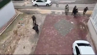 Gaziantep&rsquo;te firari h&uuml;k&uuml;ml&uuml; polisi tabanca ile tehdit etti