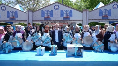 Gaziantep&rsquo;te Hıdırellez "Yağlı K&ouml;fte" yarışmasıyla kutlandı
