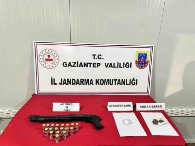 Gaziantep&rsquo;te ka&ccedil;ak&ccedil;ılık ve uyuşturucu operasyonu: 21 şahıs tutuklandı
