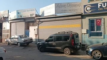 Gaziantep&rsquo;te oto tamirci-m&uuml;şteri kavgası: 2&rsquo;si ağır 4 yaralı