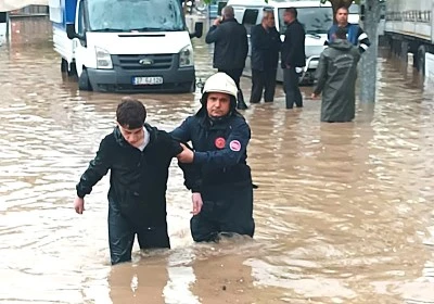 Gaziantep&rsquo;te okullar tatil edildi