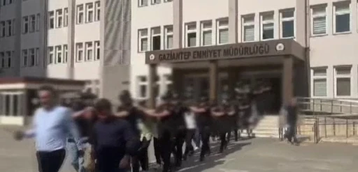 Gaziantep&rsquo;te silahlı su&ccedil; &ouml;rg&uuml;t&uuml; operasyonu: 18 tutuklama

