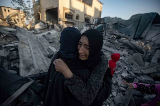 Gazze&rsquo;de 15 binden fazla hamile kadın kıtlıkla karşı karşıya
