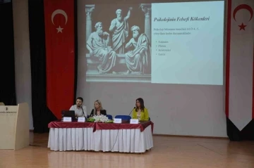 Ge&ccedil;mişten G&uuml;n&uuml;m&uuml;ze Psikoloji etkinliği 10 Mayıs Psikologlar G&uuml;n&uuml;&rsquo;n&uuml;nde geleceğin psikologlarını bir araya getirdi
