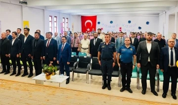 Gediz&rsquo;de ilk&ouml;ğretim haftası kutlamaları
