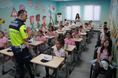 Geleceğin Bilin&ccedil;li S&uuml;r&uuml;c&uuml; Ve Yayaları Yetiştiriliyor