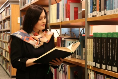 Gelenekle Modernlik Arasında K&ouml;pr&uuml; Kuran Kadın Sufiler!