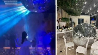 Gelinin &uuml;zerine disko topu d&uuml;şt&uuml;