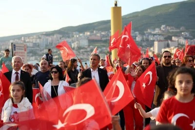 Gemlik Belediyesi'nden unutulmaz 19 Mayıs ş&ouml;leni