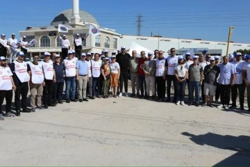 Bursa'da sendika &uuml;yesi oldukları i&ccedil;in işten &ccedil;ıkarılan iş&ccedil;iler i&ccedil;in eylem