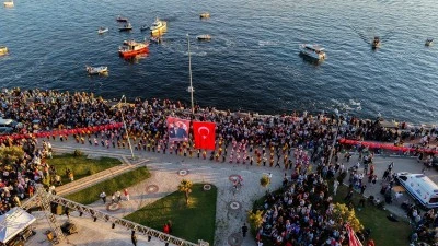 Gemlik'in gen&ccedil; sanat&ccedil;ılarından 19 Mayıs konseri 