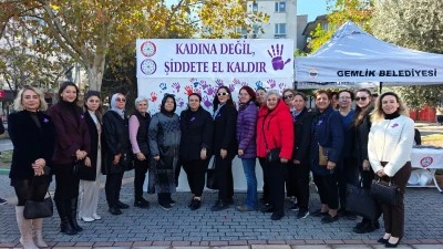 Gemlik Kent Konseyi Kadın Meclisi'nden 25 Kasım farkındalık etkinliği