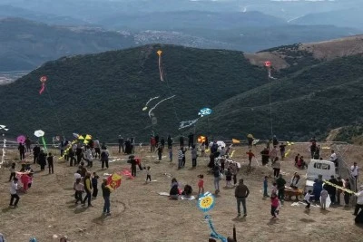 Gemlik Kent Konseyi U&ccedil;urtma Şenliği ger&ccedil;ekleşti