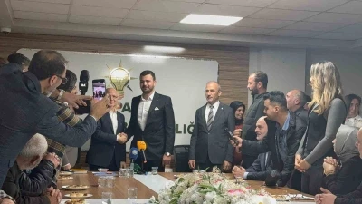 Gemlik&rsquo;te AK Parti&rsquo;ye 800 yeni &uuml;ye katıldı