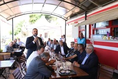 Gemlik'te muhtar-belediye birliği g&uuml;&ccedil;leniyor